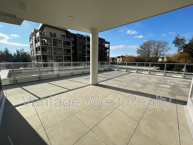 3699 Capozzi Rd #306 — Photo 16
