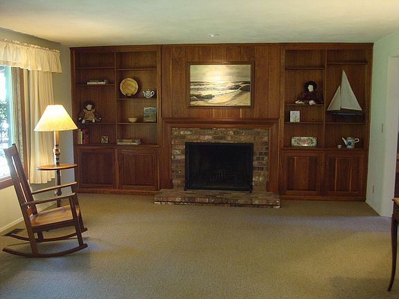 3rd image of 2835 NW Glenwood Dr