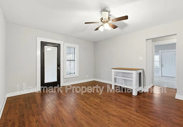 405 College St — Photo 7