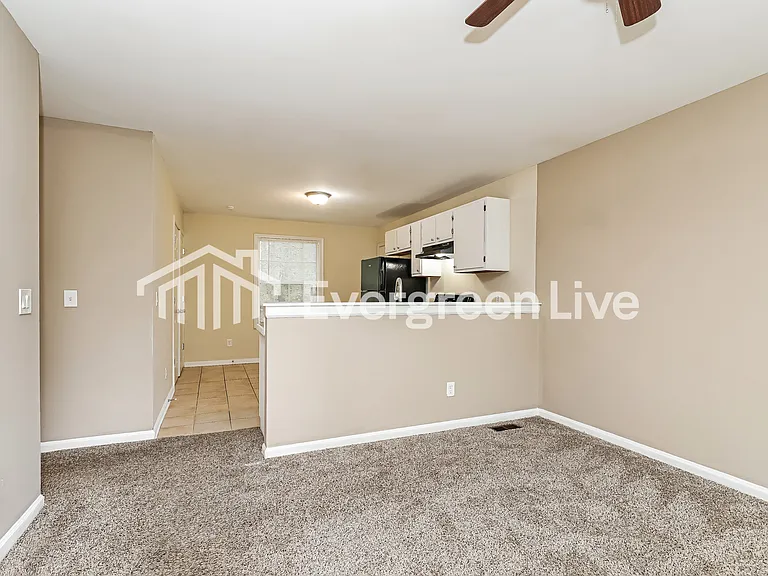 229 Grand St — Photo 10