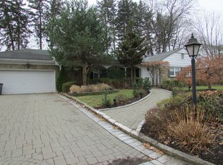 56 Seacord Rd, New Rochelle, NY 10804