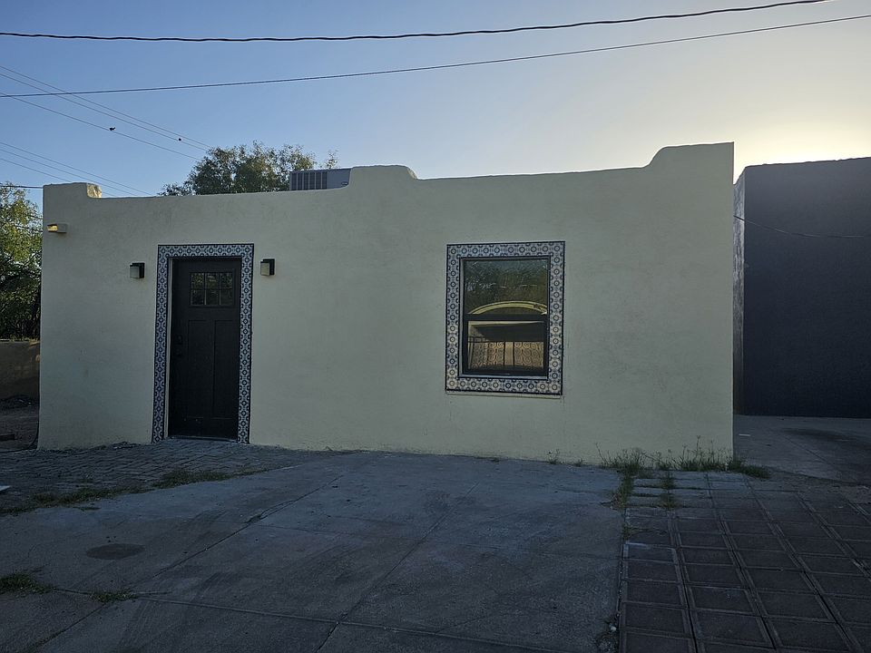 1st image of 2246 E 6th St #2