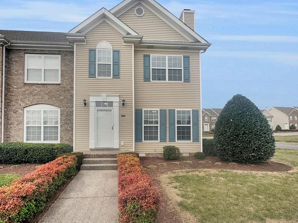 1st image of 2001 McKenna Dr