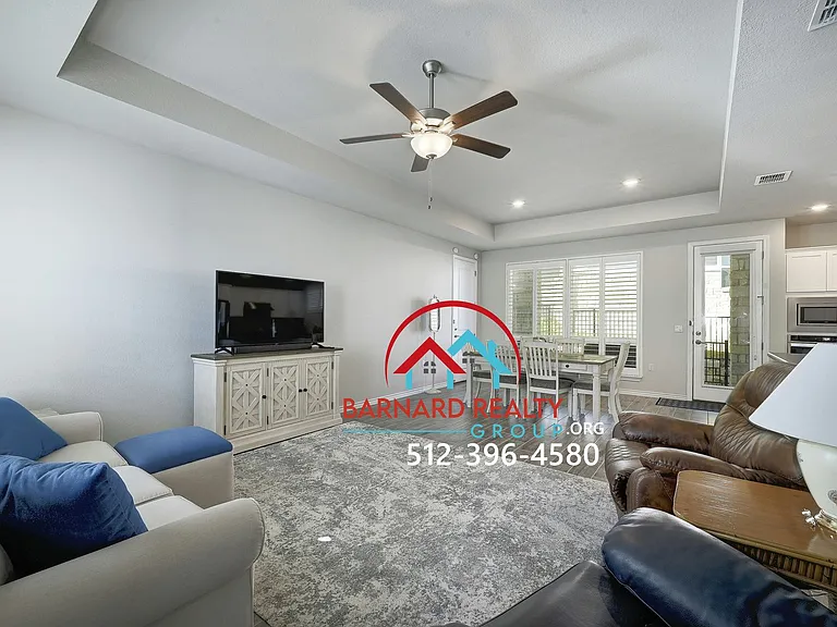 205 Eagle Dr — Photo 6