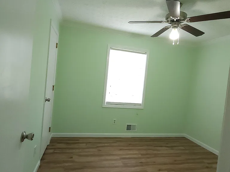 2922 Lawrenceville Hwy — Photo 10