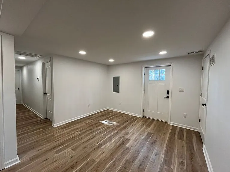 1116 E Geer St #B — Photo 7