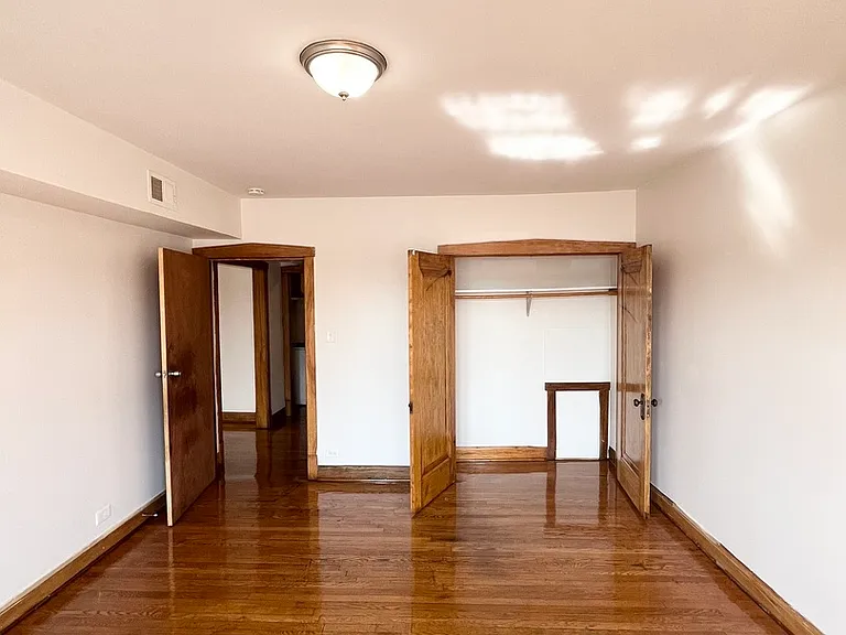 2119 S 51st Ave #1 — Photo 4