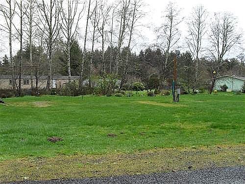 4th image of 24900 Birch Pl