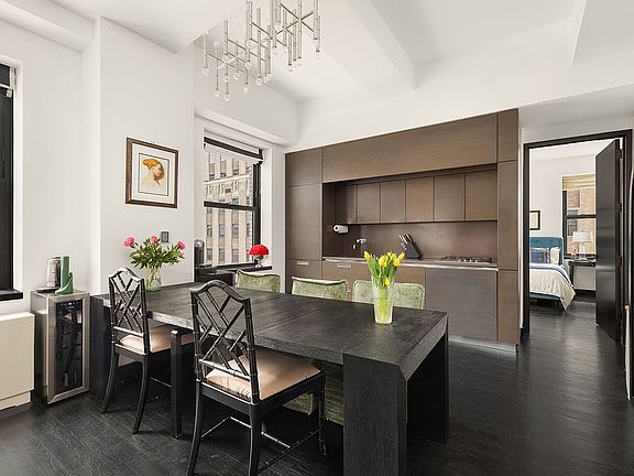 3rd image of 20 Pine St APT 1802