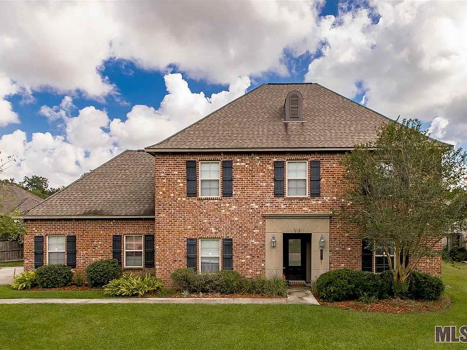 1st image of 12224 Canterbury Park Dr