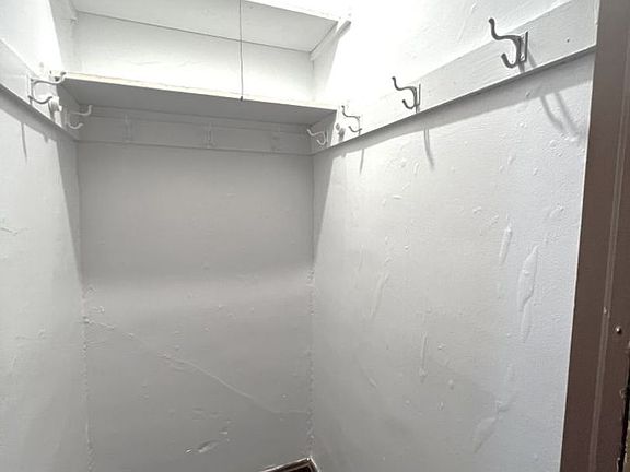 4th image of 514 Park Ave APT 5