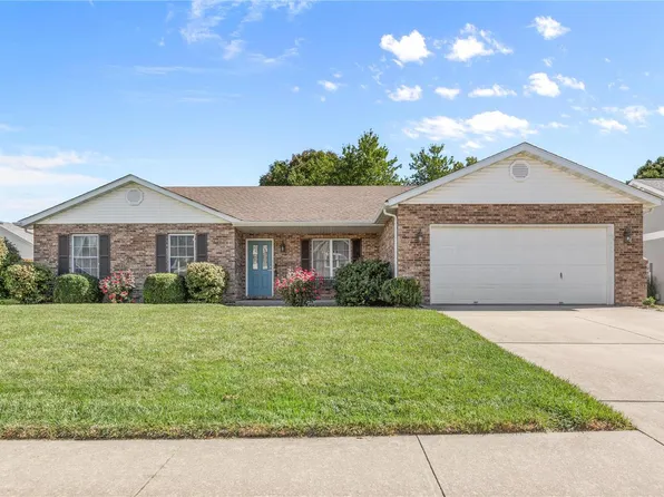 105 Saint Sabre Dr, Belleville, IL 62226
