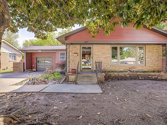 5th image of 609 Morningside Dr