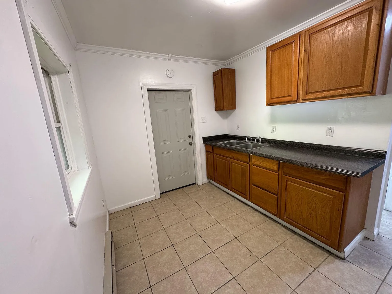 1 bed, 1.0 bath, 208 sqft, $495 — Photo 4