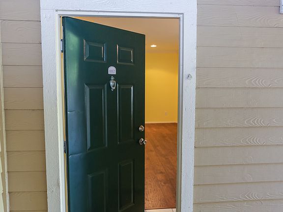 2nd image of 211 Colima Ct Unit 1112
