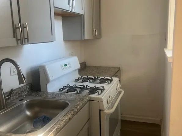 11 157th St APT 6, Calumet City, IL 60409