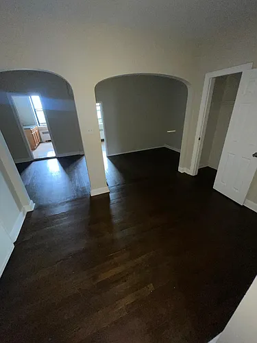 24 Van Velsor Pl Photo 1