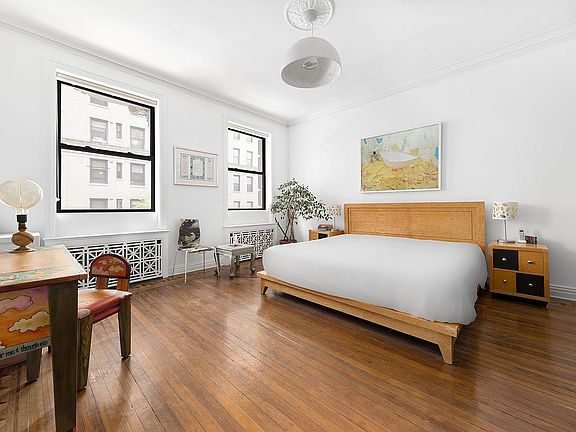 5th image of 190 Riverside Dr #2B