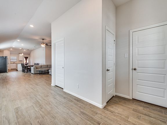 3rd image of 14005 Danesdale Dr