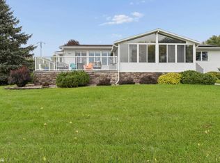 2608 N Shore Dr, Clear Lake, IA 50428