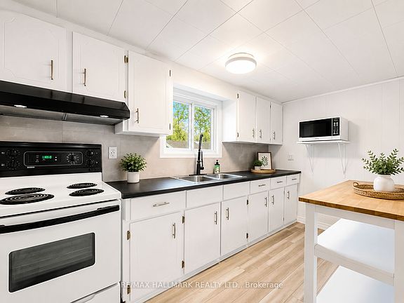 5th image of 1053 Elm Rd
