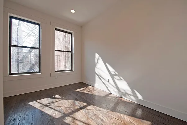 Rented by Keller Williams NYC | media 15
