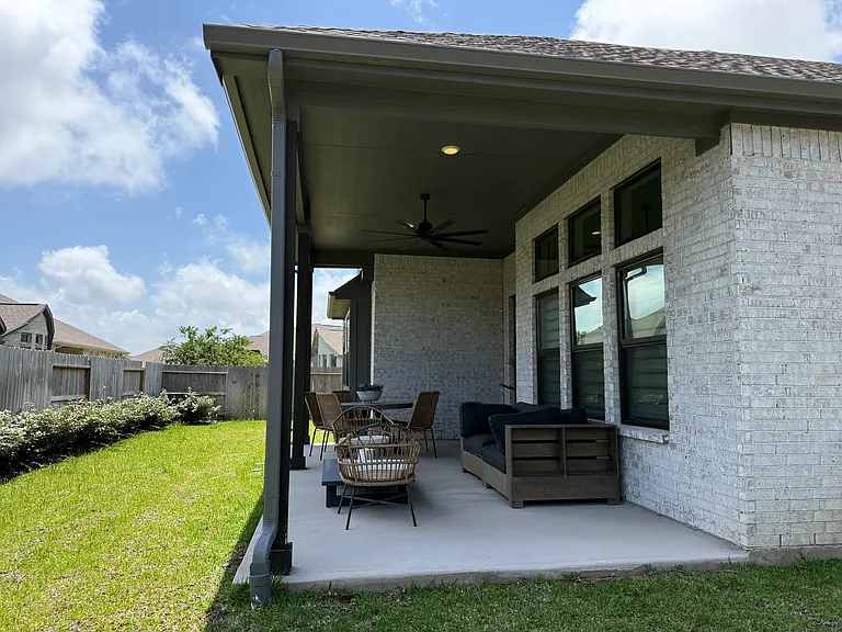 4916 Dickens Landing Dr — Photo 68