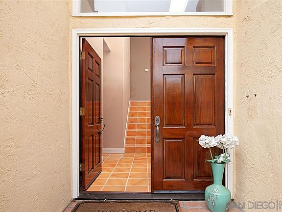 4th image of 805 Cofair Ct