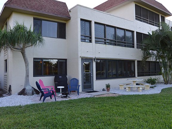 3rd image of 601 Islamorada Blvd APT 26A