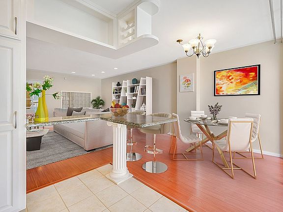 2nd image of 10747 Wilshire Blvd APT 1404