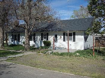 1st image of 500 12th Ave N