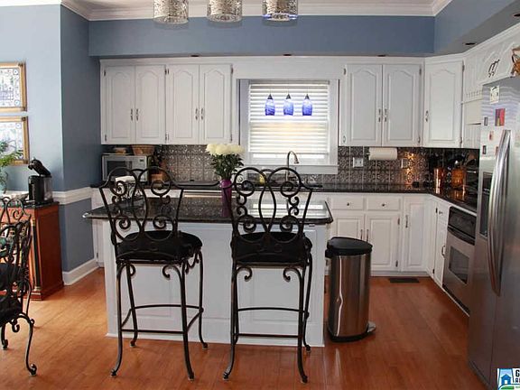 4th image of 4655 Amberwood Dr