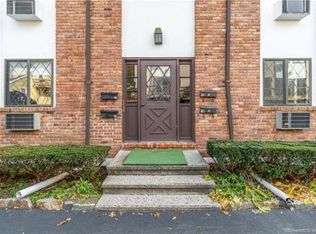 45 Columbus Pl APT 20, Stamford, CT 06907
