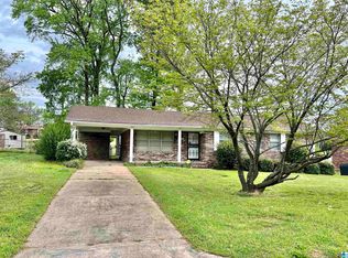 1120 Highland Dr, Fairfield, AL 35064