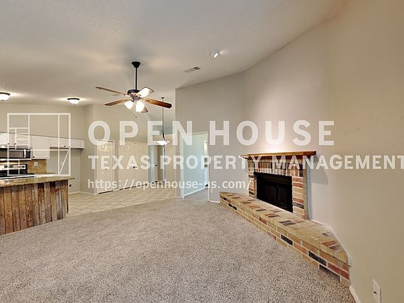 3rd image of 4403 Santa Cruz Ln