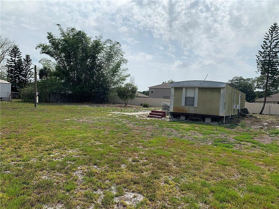 2nd image of 10115 Alafia St