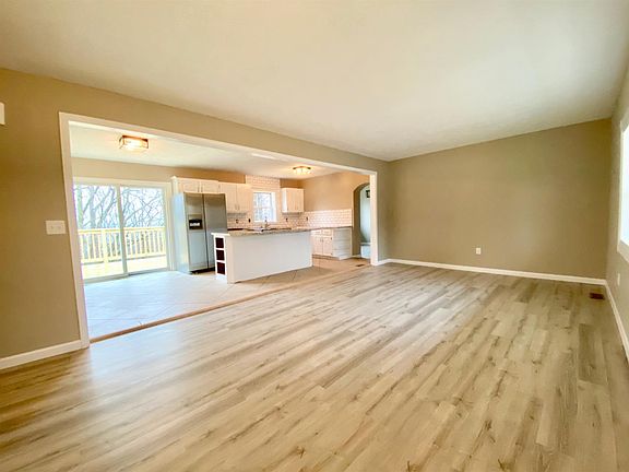 5th image of 1541 Roberts Hill Dr
