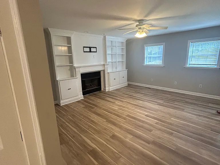 526 E Barbee Ave — Photo 4