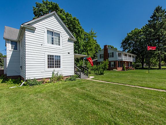 3rd image of 3233 Eshcol Ave