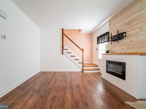 3rd image of 25 Keystone Dr