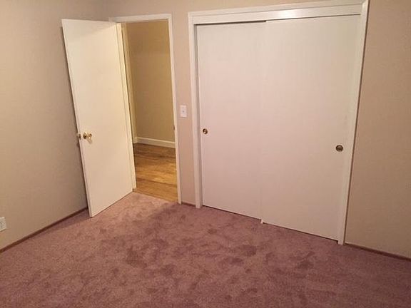4th image of 2112 Foxworthy Ave