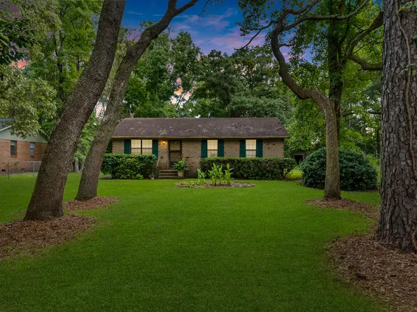 1911 Ghana St, Johns Island, SC 29455