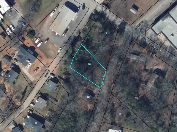 26 Ladson St, Inman, SC 29349