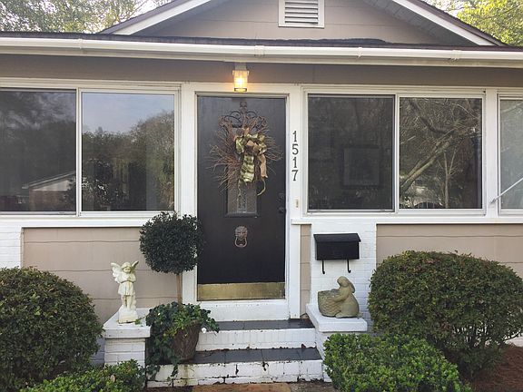 2nd image of 1517 E Bobe St