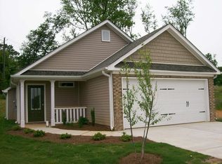 70 Oakbrook Dr, Cartersville, GA 30120