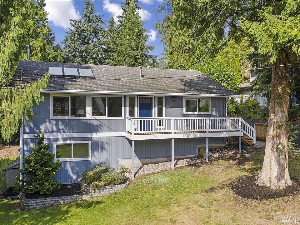1st image of 12123 221st St SE