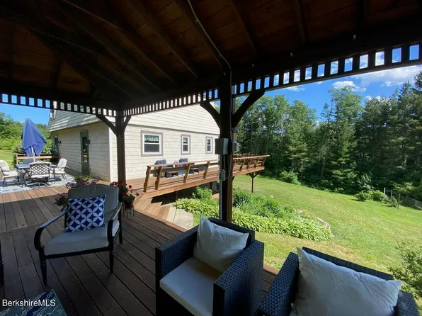129 Upper Valley Rd, Washington, MA 01223