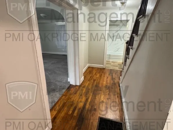906 Race Dr Unit 1, Troy, OH 45373
