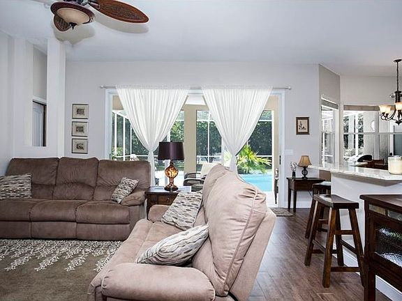 4th image of 4905 Breyer Wood Ct