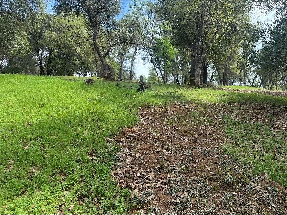 2nd image of 3-154 Boitano Rd N